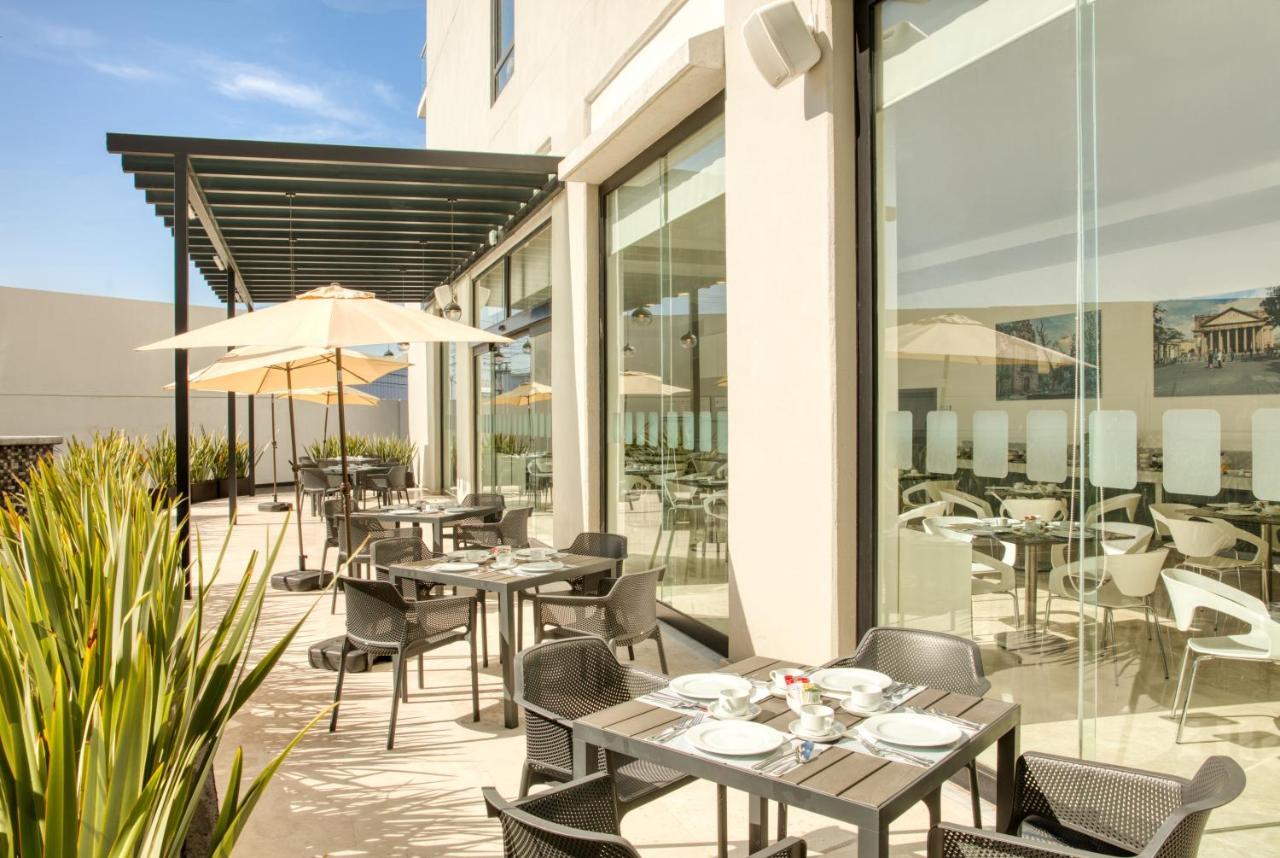 Fiesta Inn Guadalajara Aeropuerto Las Pintas 외부 사진