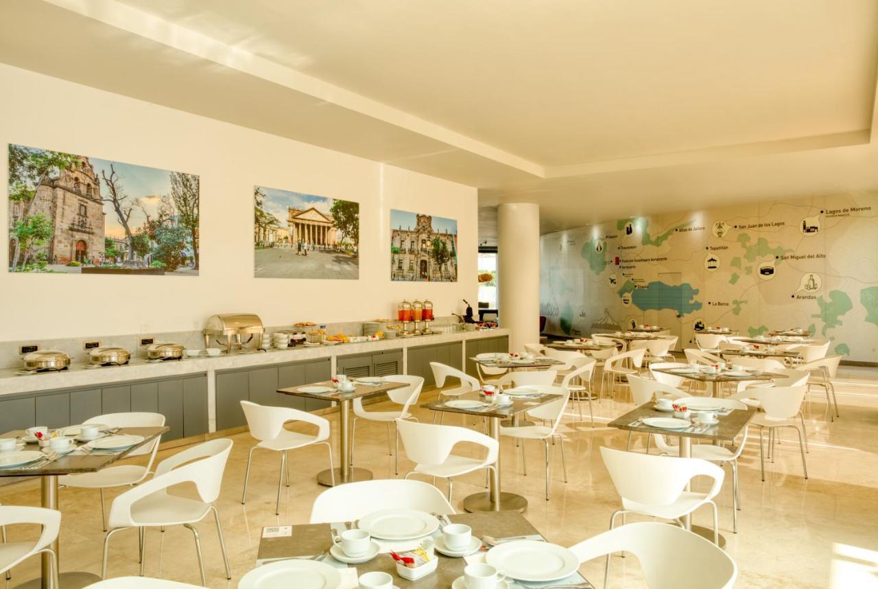 Fiesta Inn Guadalajara Aeropuerto Las Pintas 외부 사진