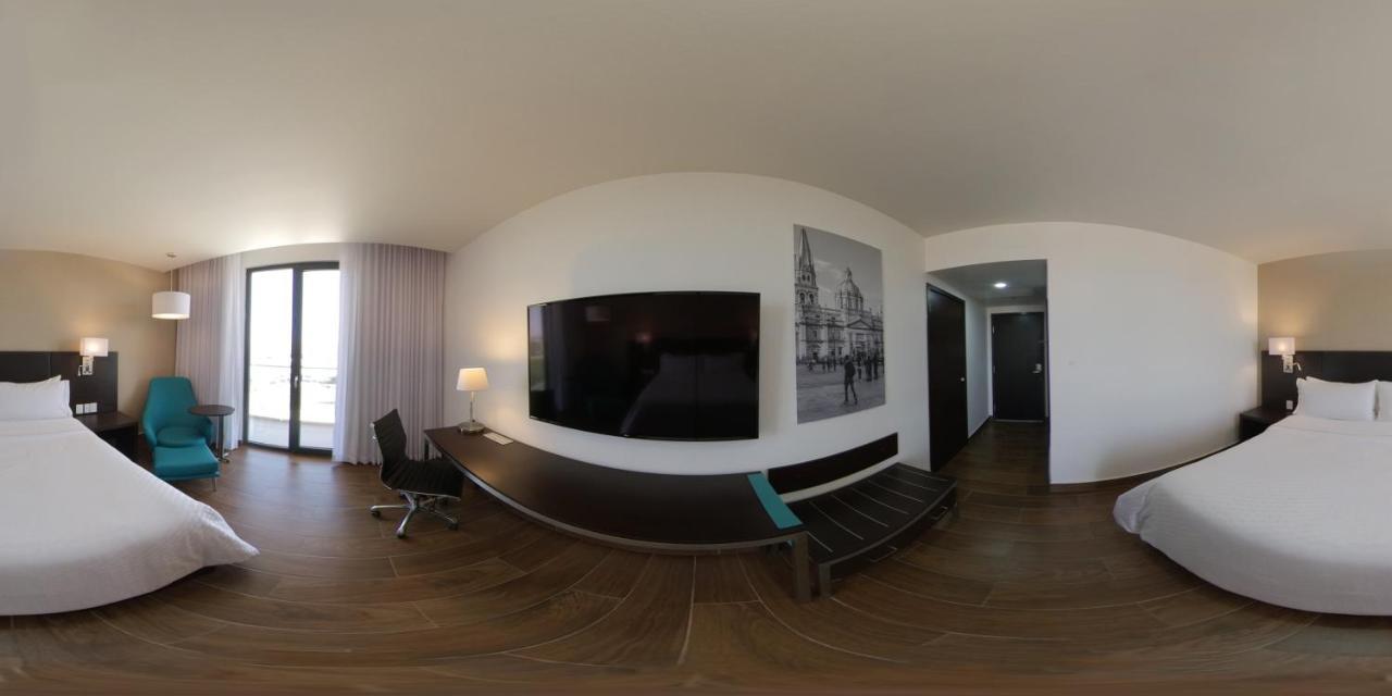 Fiesta Inn Guadalajara Aeropuerto Las Pintas 외부 사진