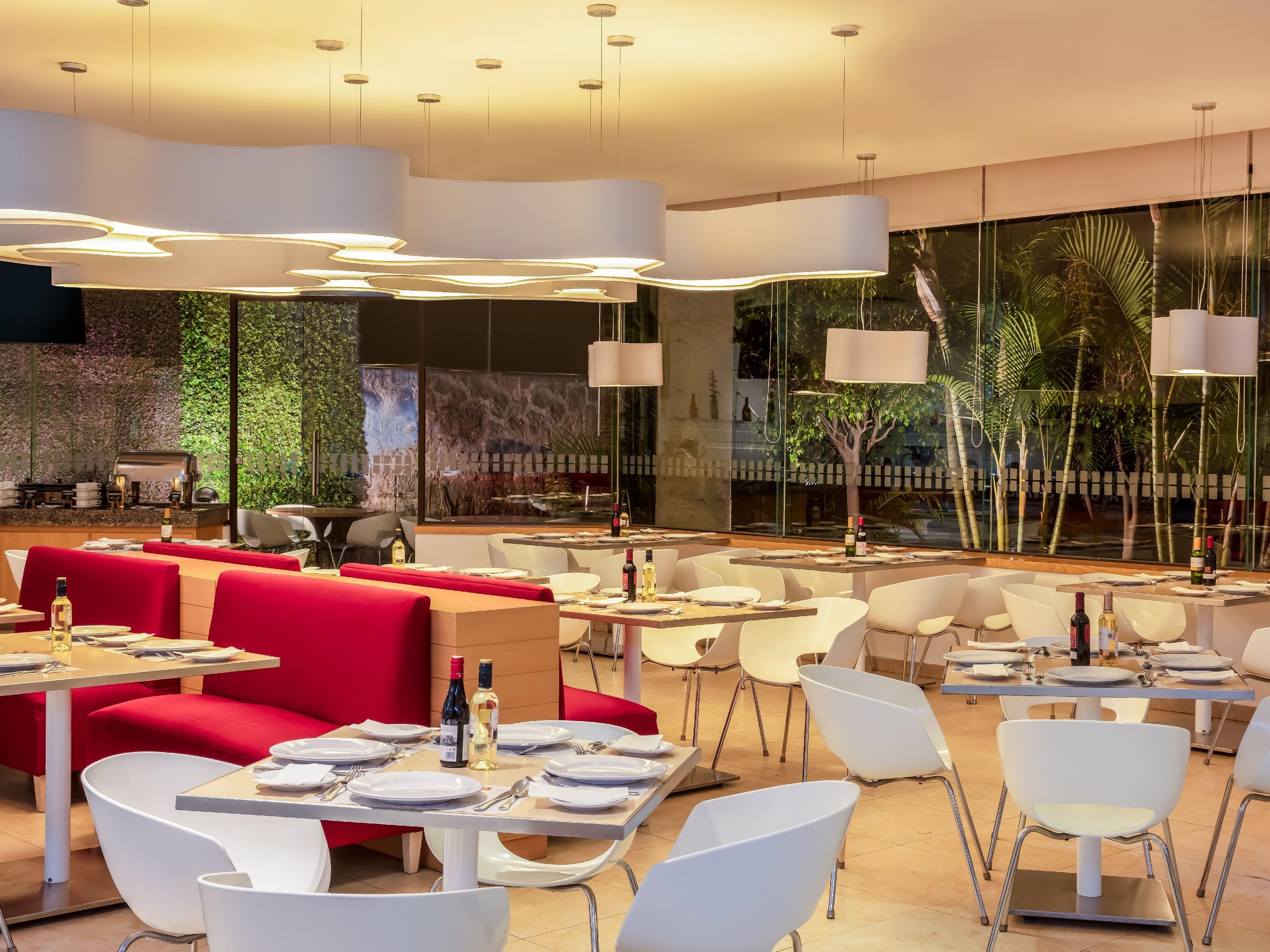 Fiesta Inn Guadalajara Aeropuerto Las Pintas 외부 사진