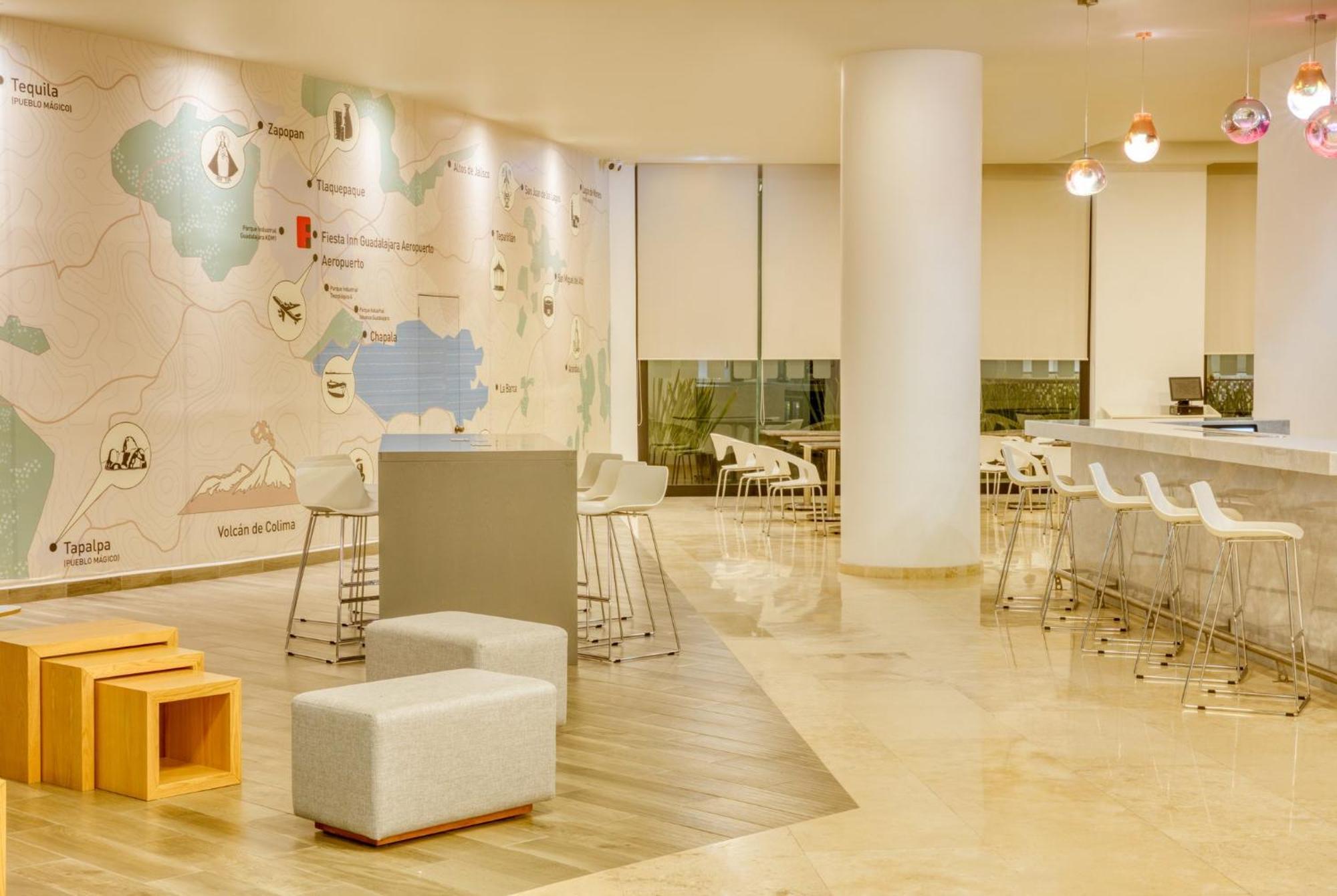 Fiesta Inn Guadalajara Aeropuerto Las Pintas 외부 사진